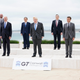 Image for article titled It's G7 Class Picture Time and Everybody Looks Like a Dork